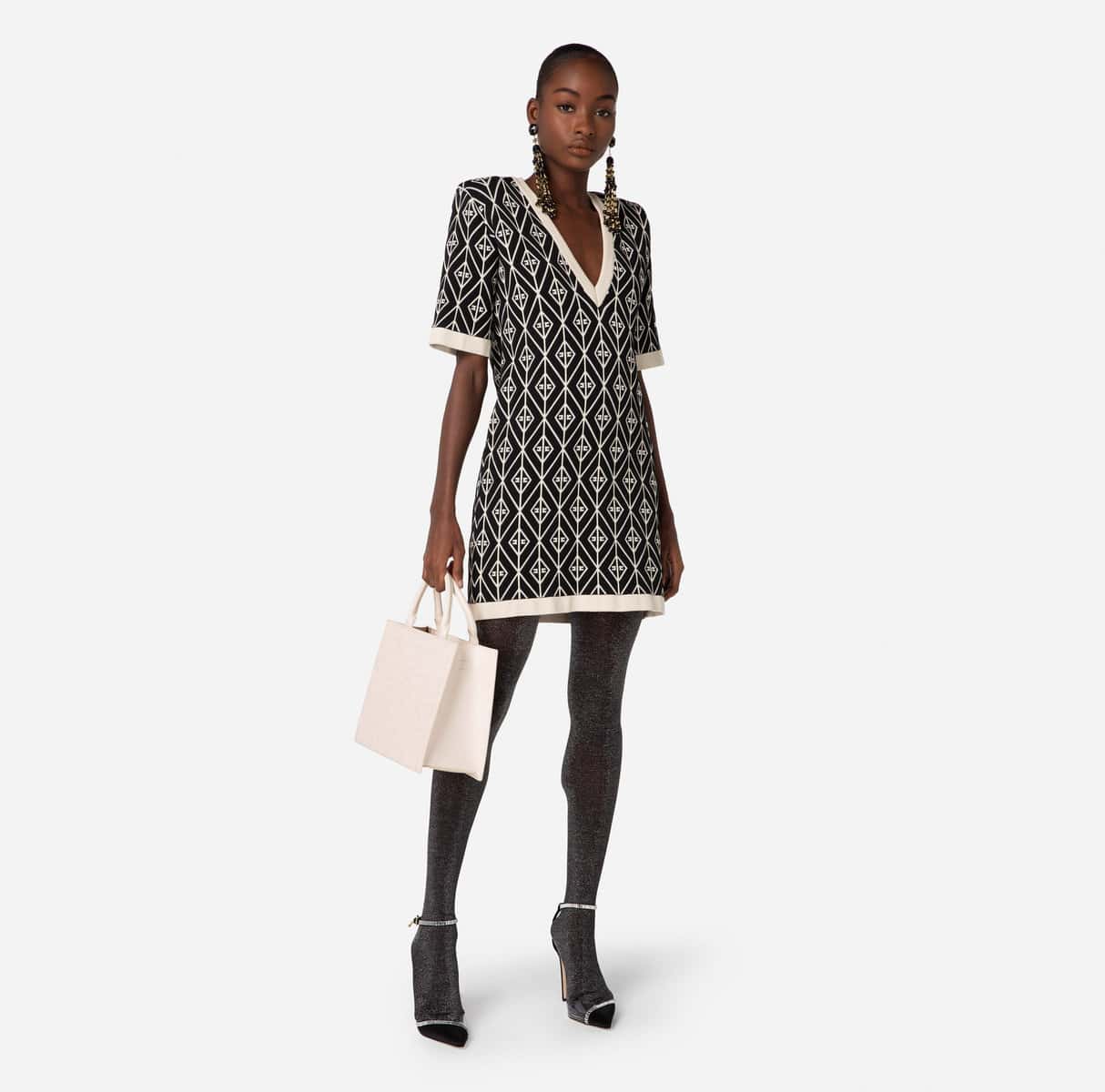 Diamond-patterned knit mini-dress - Image 3